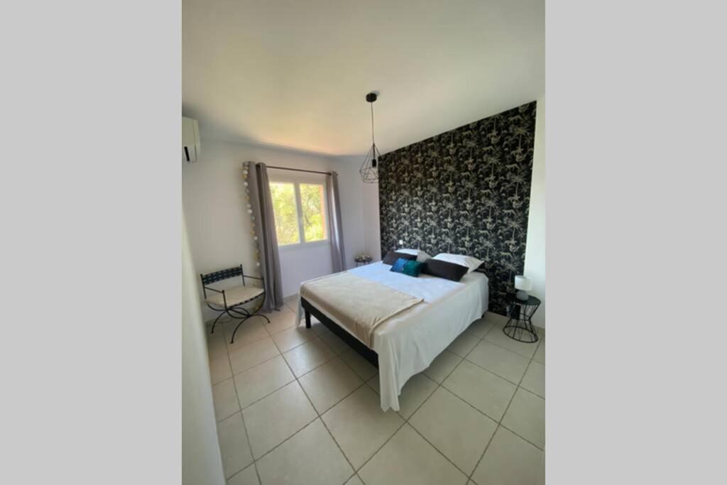 Joli F3 De 60M2 Avec Balcon Apartment Bastelicaccia Bagian luar foto