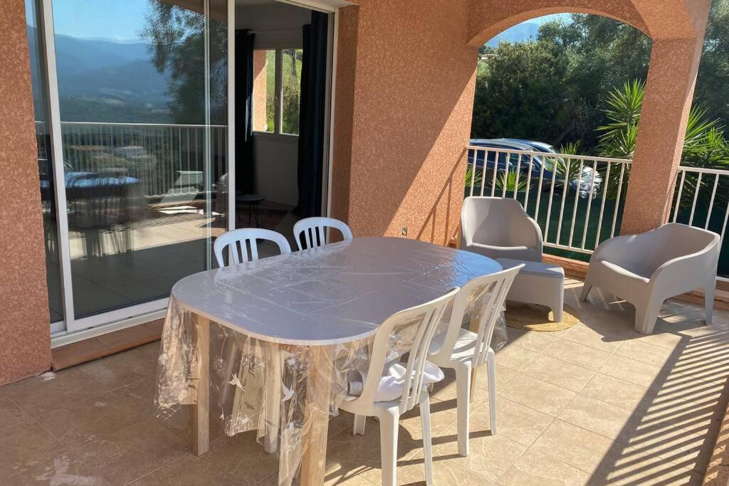 Joli F3 De 60M2 Avec Balcon Apartment Bastelicaccia Bagian luar foto