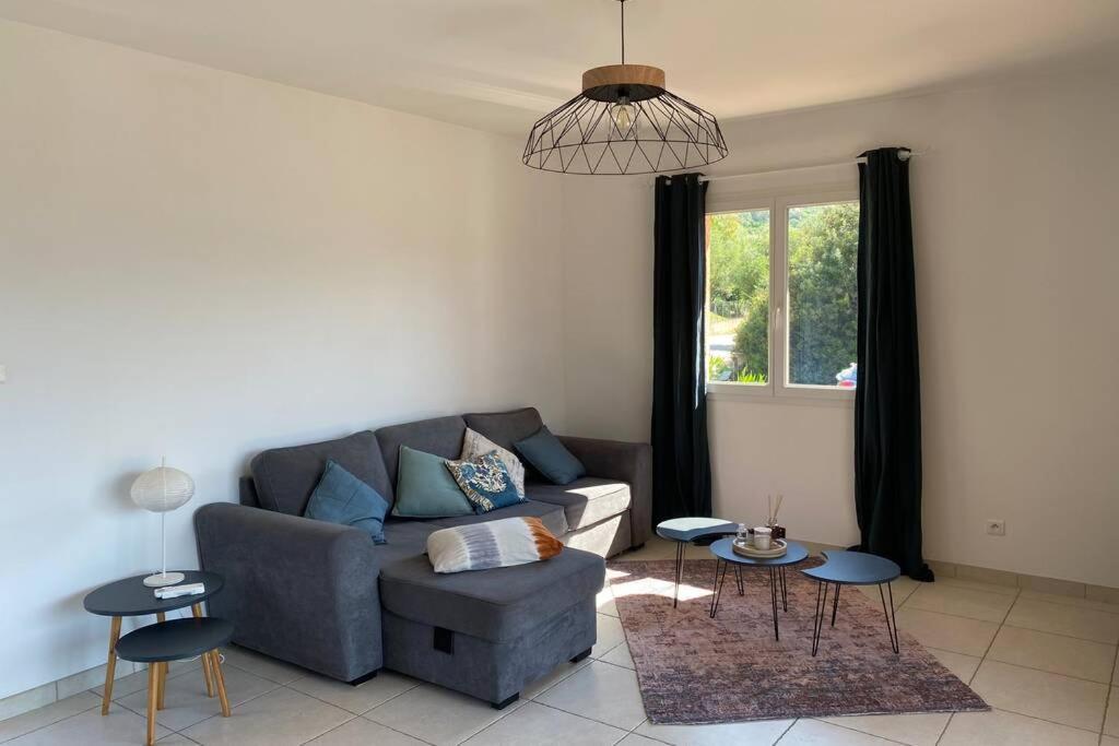 Joli F3 De 60M2 Avec Balcon Apartment Bastelicaccia Bagian luar foto