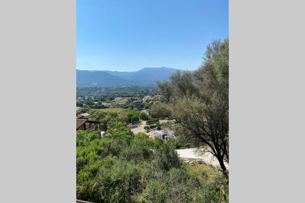Joli F3 De 60M2 Avec Balcon Apartment Bastelicaccia Bagian luar foto